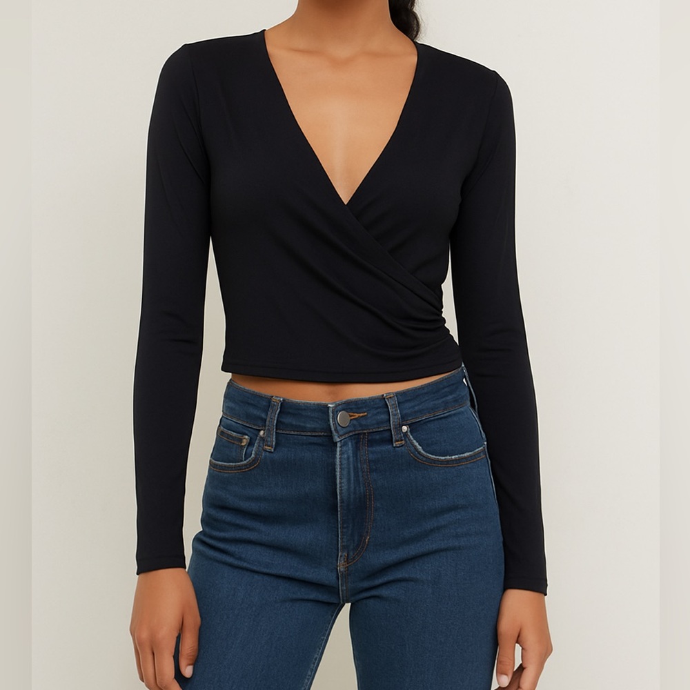 Abercrombie & Fitch Black Wrap-Front Long Sleeve Crop Top